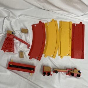Mattel - Motor Putt-Putt Construction Yard 1972 Nearly Complete