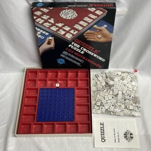 Quizzle Crossword Puzzle Board Game by Copp Clark 1978